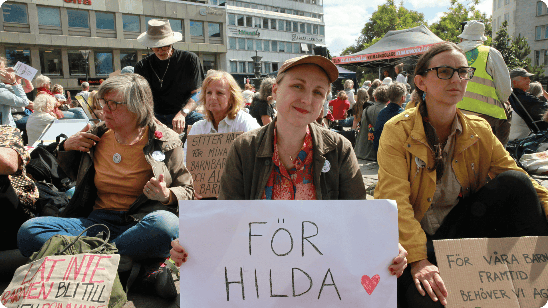 Desirée at a climate manifestation.