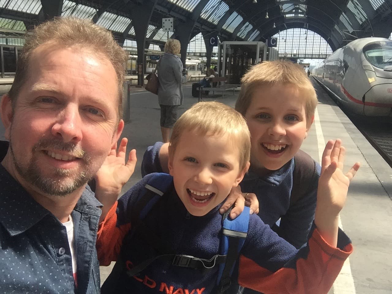 Train to Paris with kids